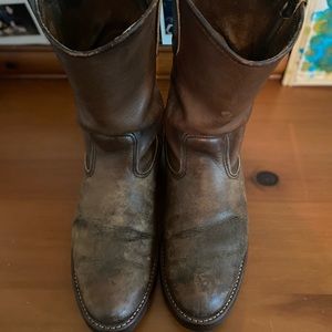 Vintage Red Wing pull-on boot